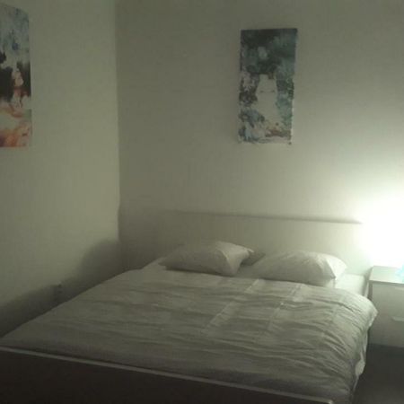 Apartman - Sukromie V Meste บราติสลาวา ภายนอก รูปภาพ