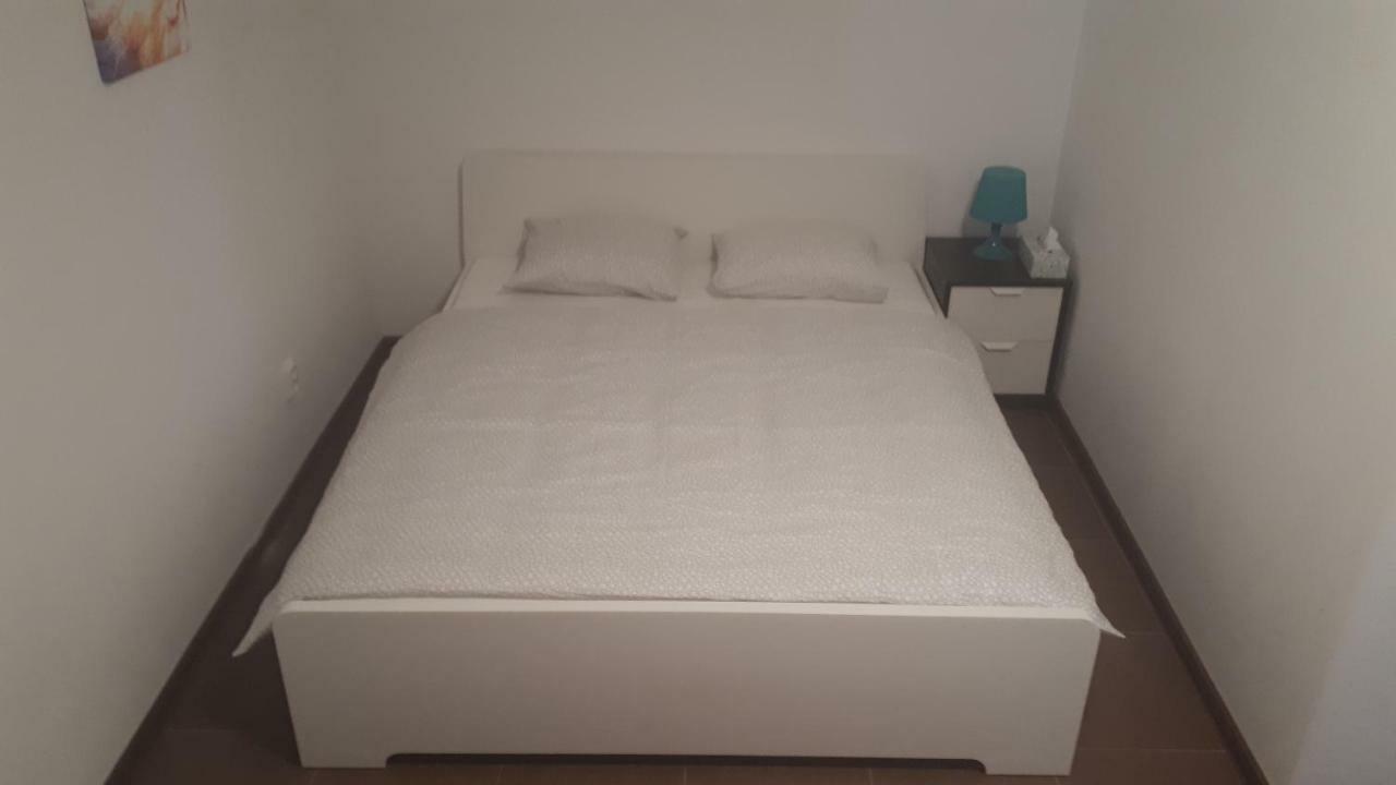 Apartman - Sukromie V Meste บราติสลาวา ภายนอก รูปภาพ