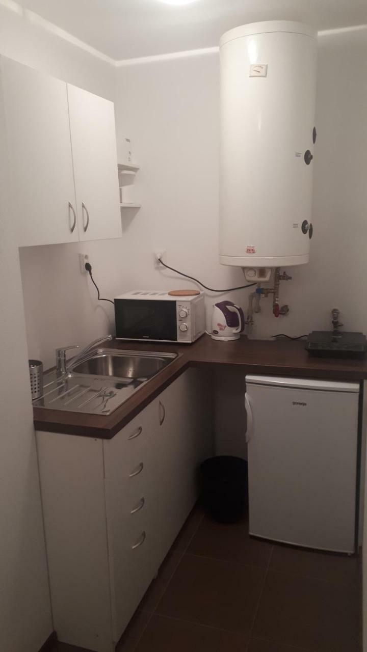 Apartman - Sukromie V Meste บราติสลาวา ภายนอก รูปภาพ